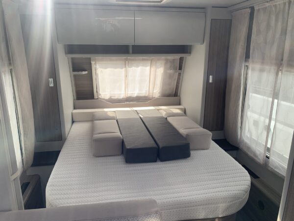 BÜRSTNER AVERSO 470 TS, Wohnwagen - Image 6